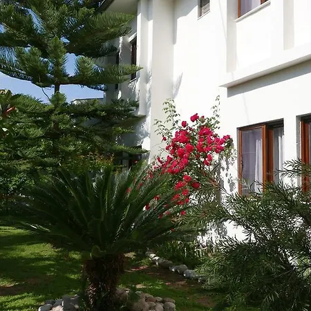 Aida Hotel 2*