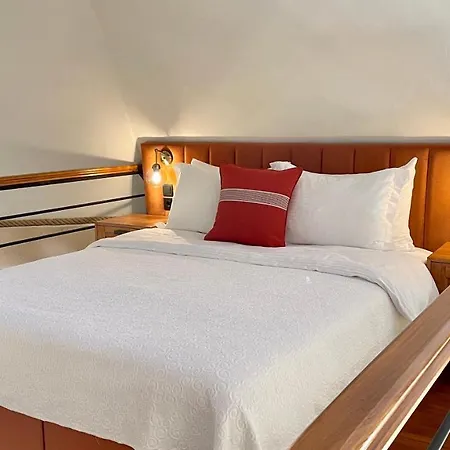 Aida Hotel