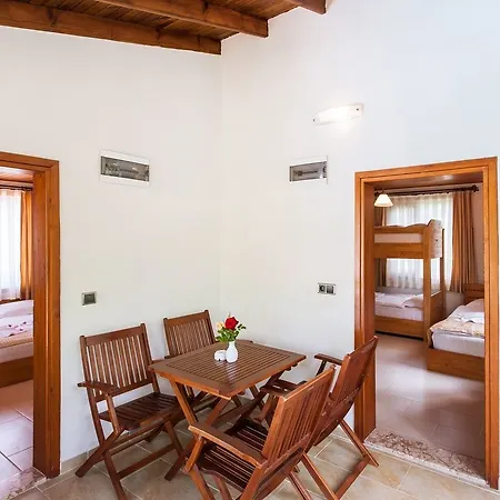 Aida Hotel Çıralı