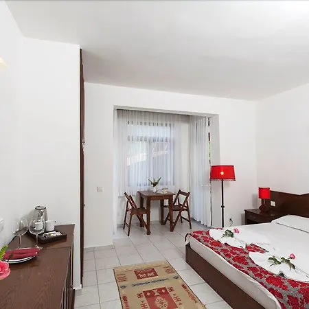 Aida Hotel Çıralı